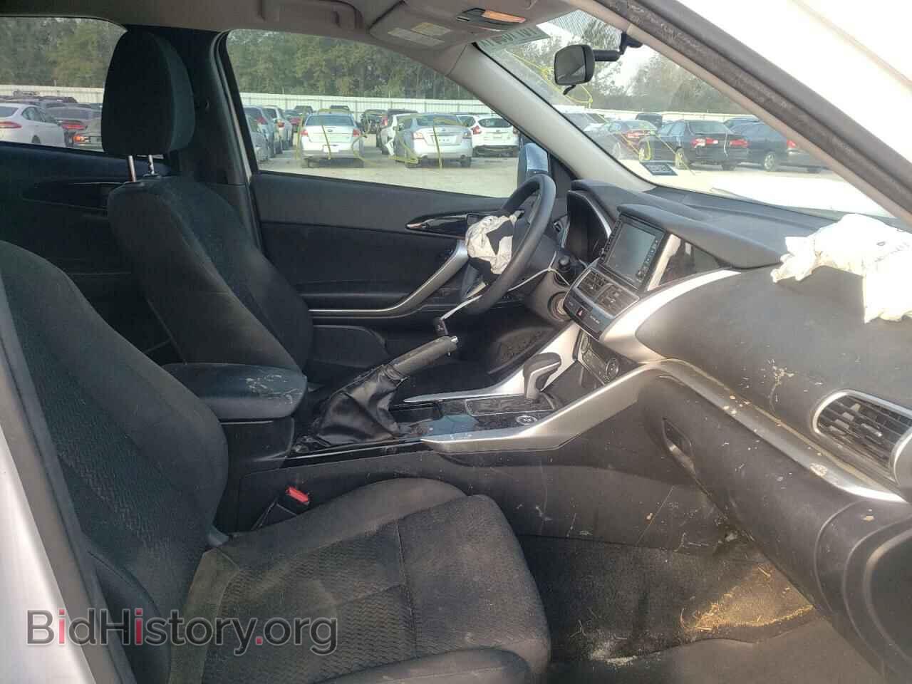 2018 MITSUBISHI ECLIPSE - VIN: JA4AT3AA0JZ064101 - Photo 5