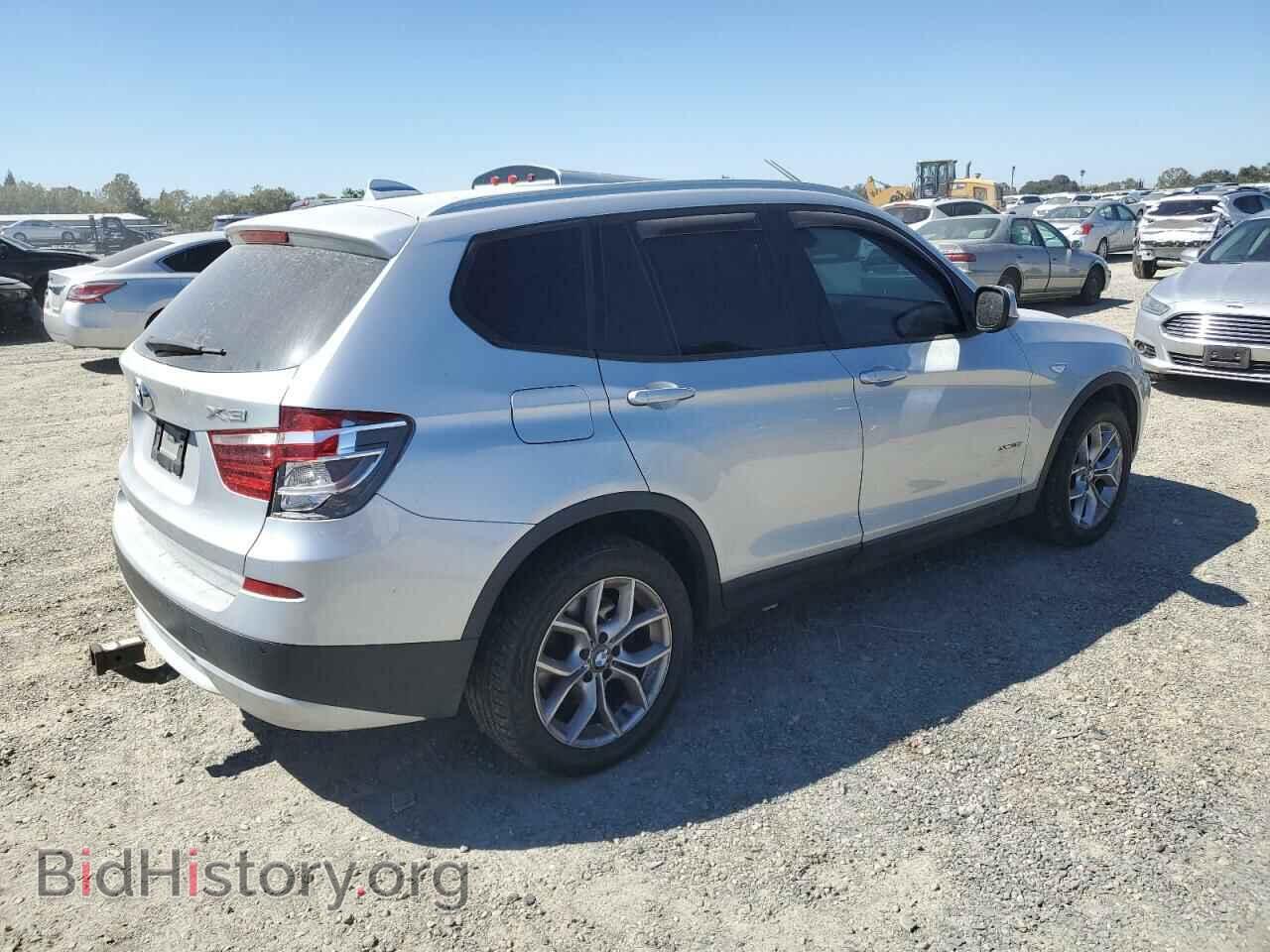 2011 BMW X3 - VIN: 5UXWX7C50BLL15340 - Фото 3
