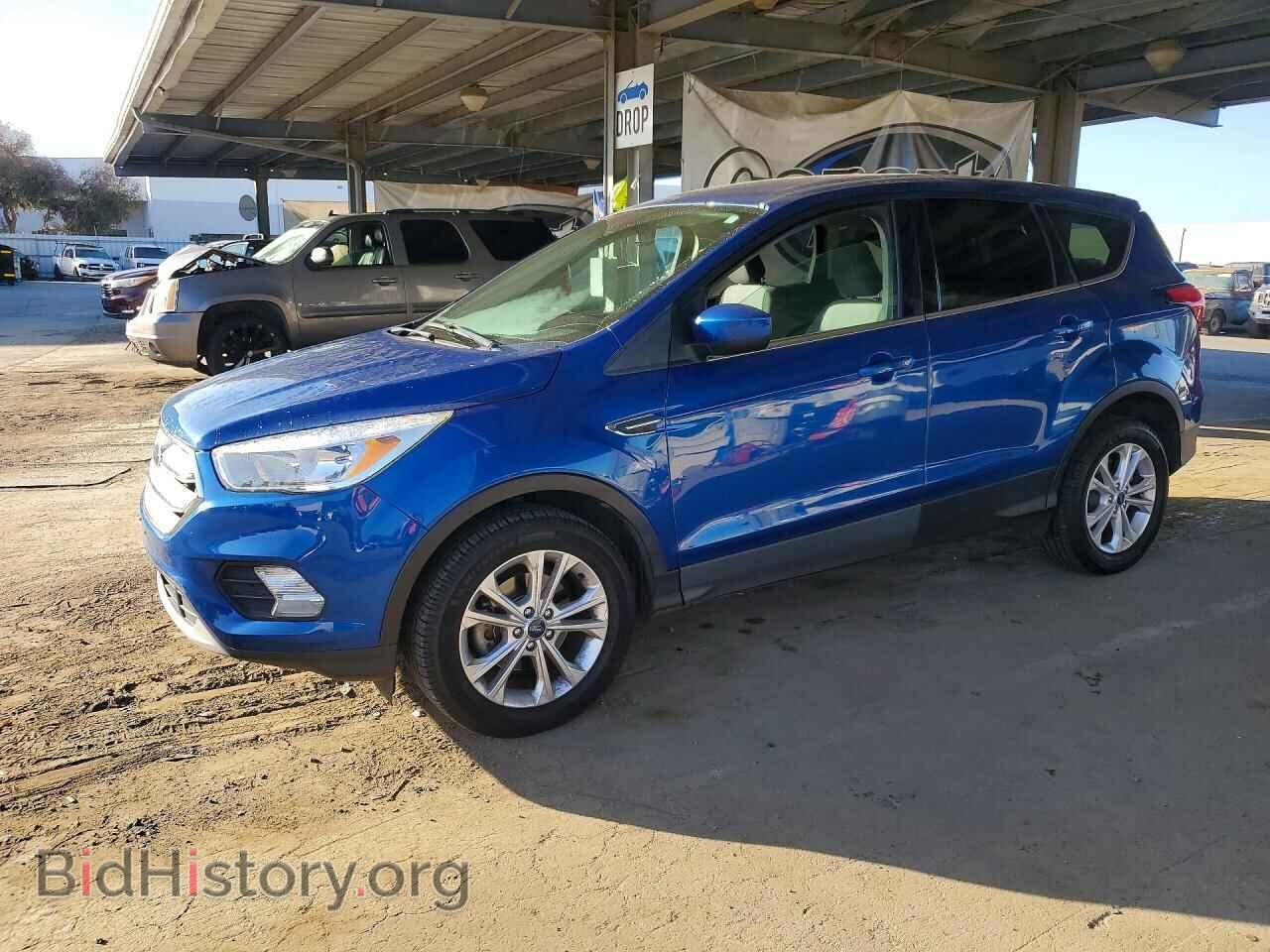 Фотография 1FMCU0GD1KUB10573 - FORD ESCAPE 2019
