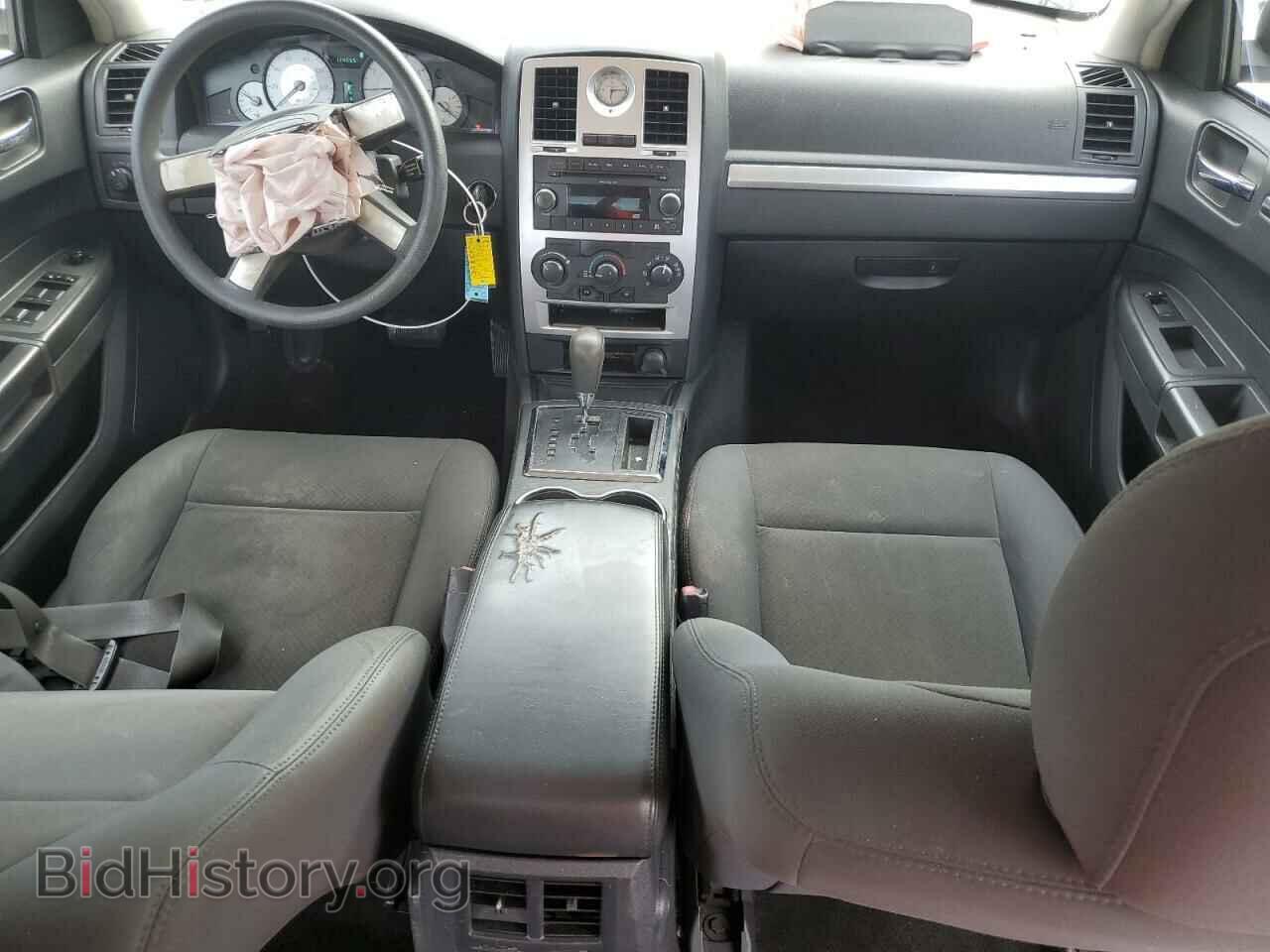 2010 CHRYSLER 300 - VIN: 2C3CA4CD9AH105590 - Фото 8