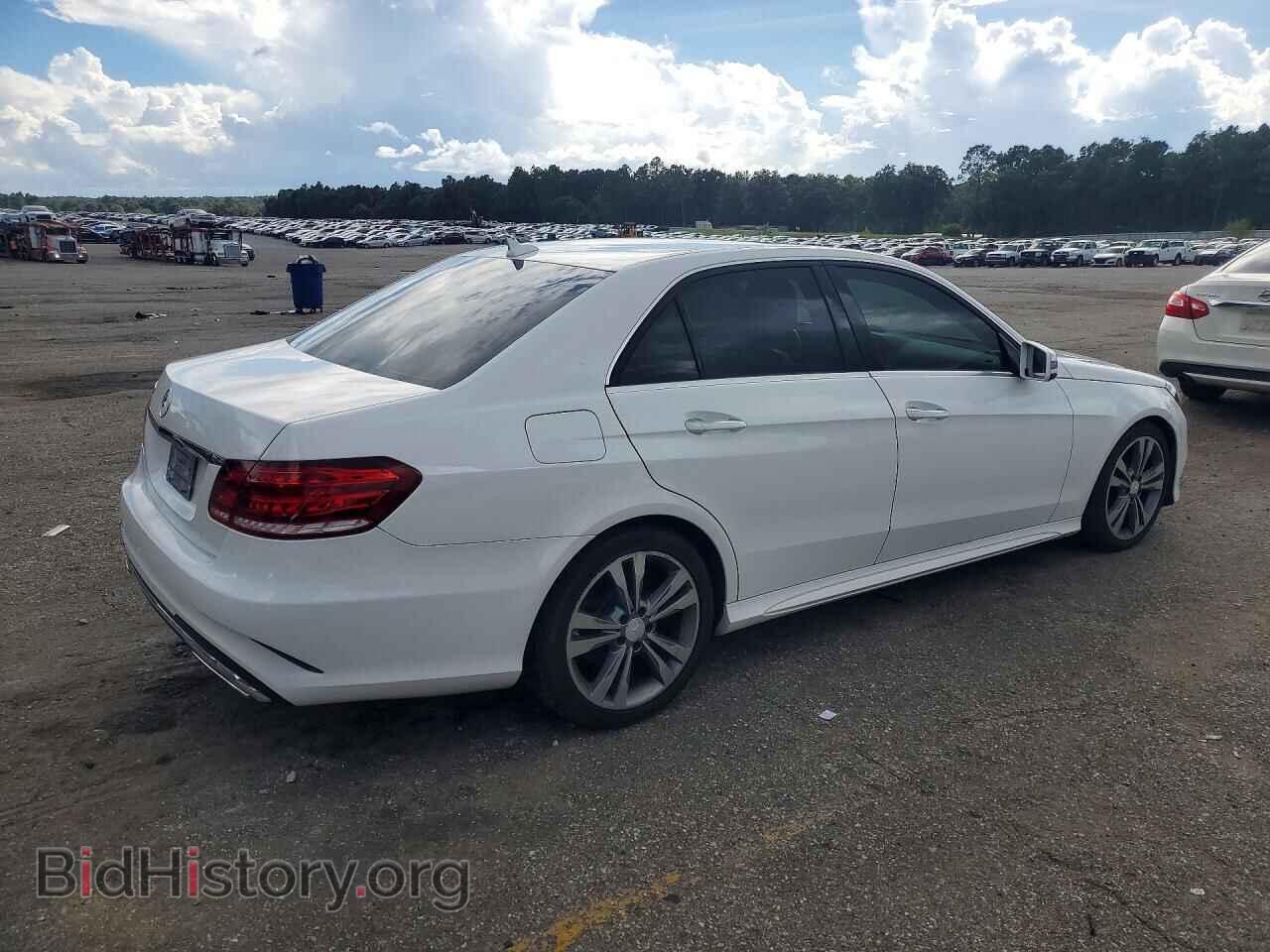 2014 MERCEDES-BENZ E-CLASS - VIN: WDDHF5KB9EA852190 - Фото 3