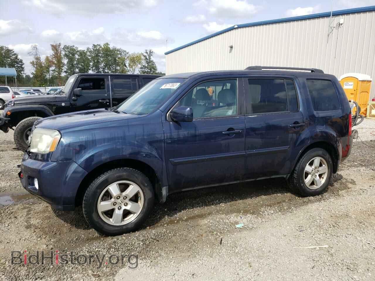 Photo 5FNYF3H44BB047739 - HONDA PILOT 2011