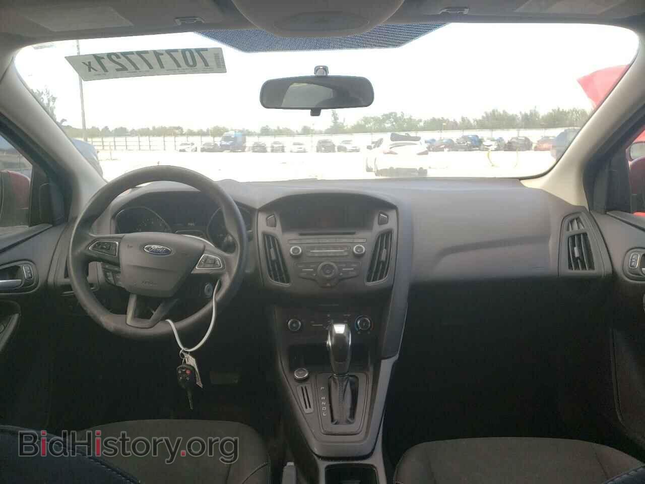 2016 FORD FOCUS - VIN: 1FADP3F2XGL389770 - Фото 9