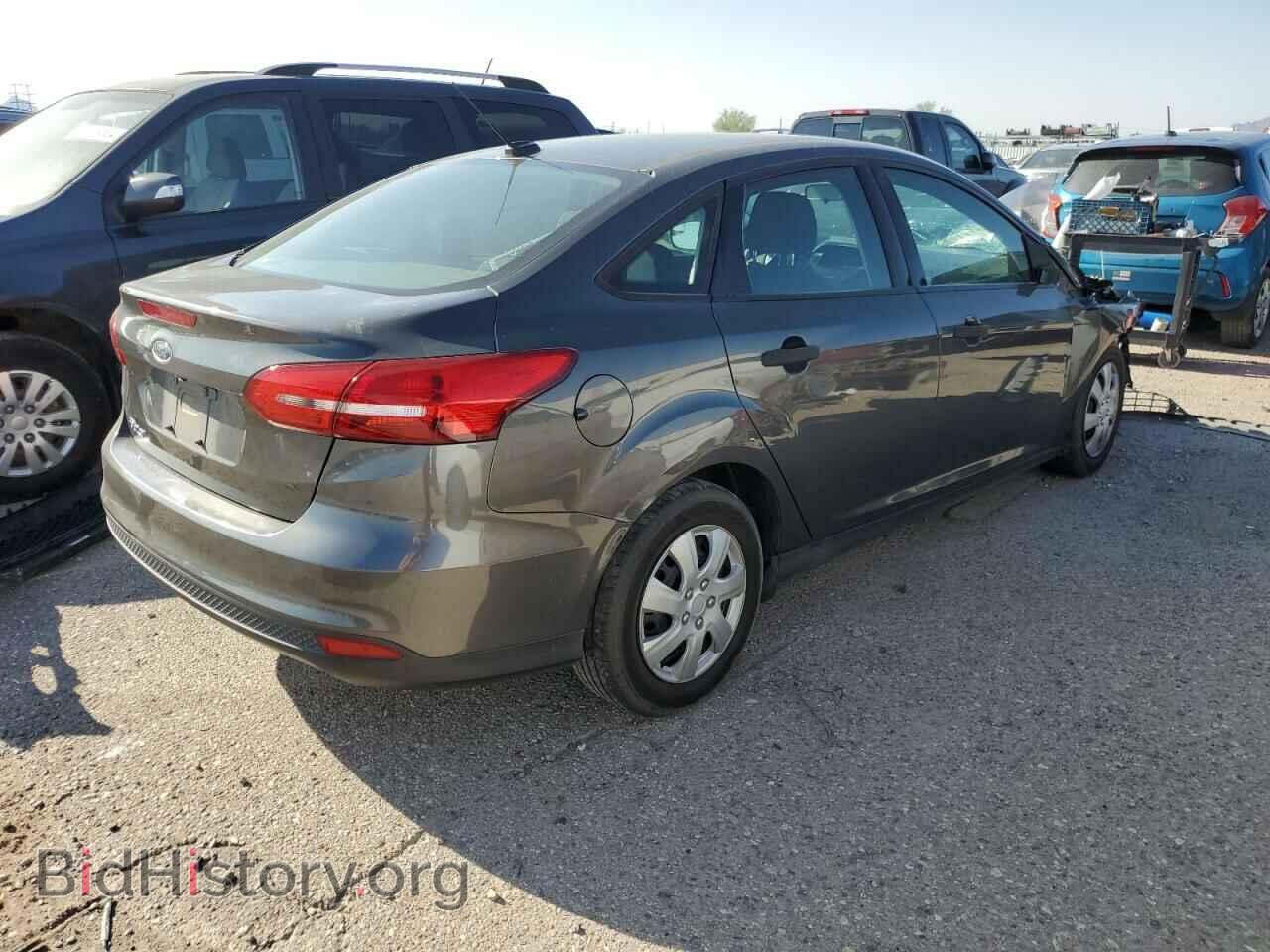 2017 FORD FOCUS - VIN: 1FADP3E24HL299873 - Photo 3