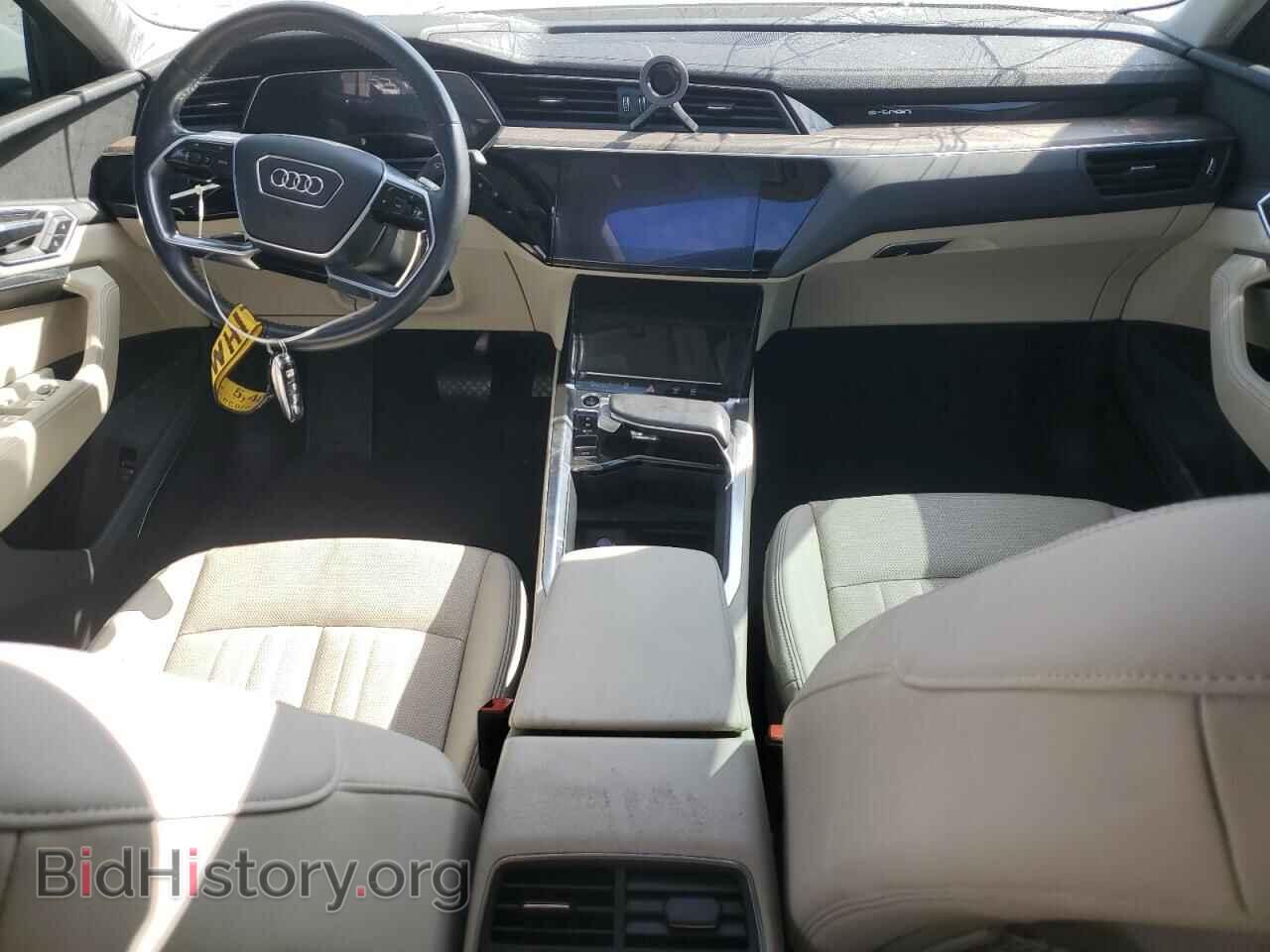 2021 AUDI E-TRON - VIN: WA12AAGE9MB001410 - Photo 8