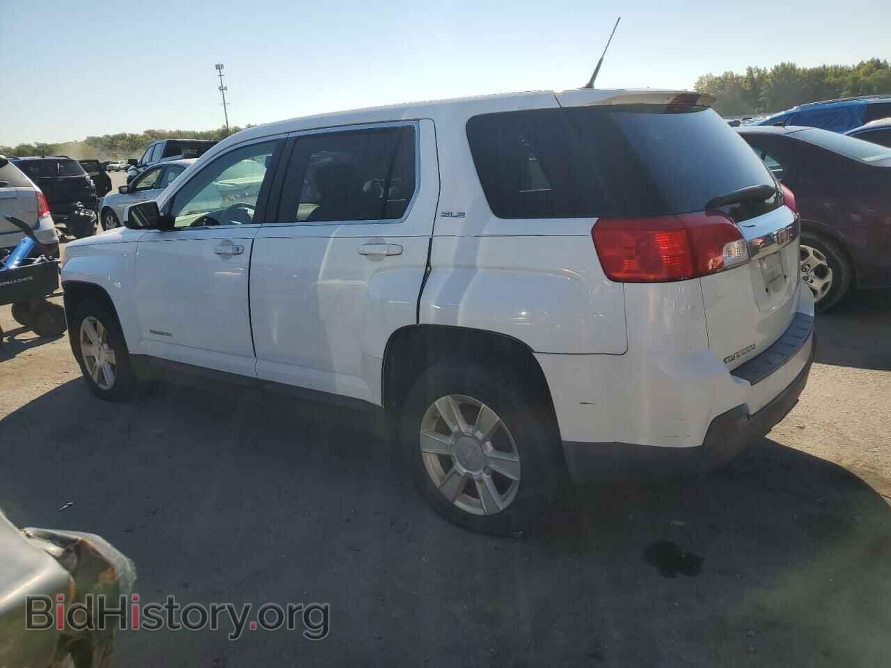 2010 GMC TERRAIN - VIN: 2CTALBEW6A6239294 - Photo 2