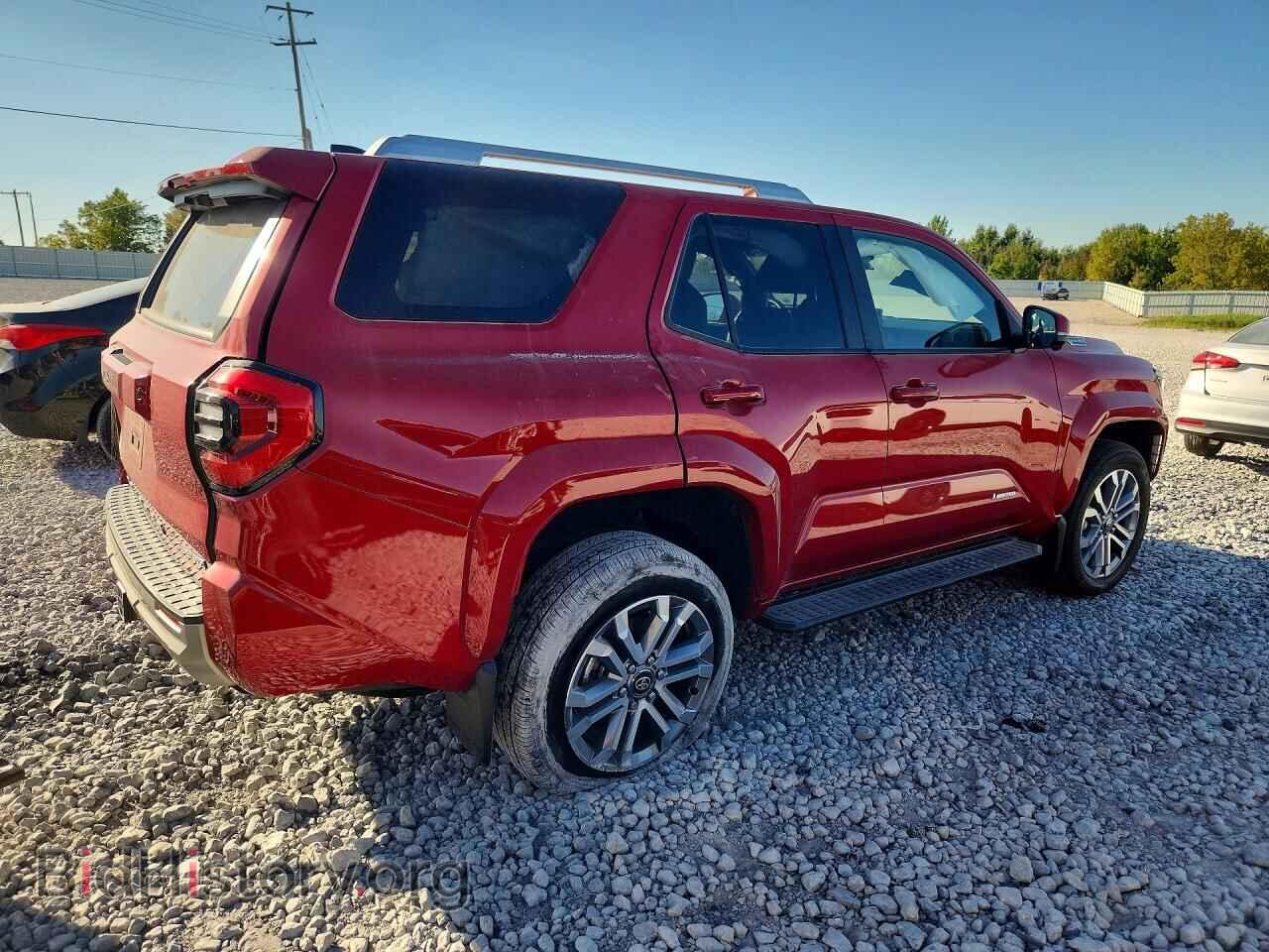 2025 TOYOTA 4RUNNER - VIN: JTEVB5BR2S5004562 - Photo 3