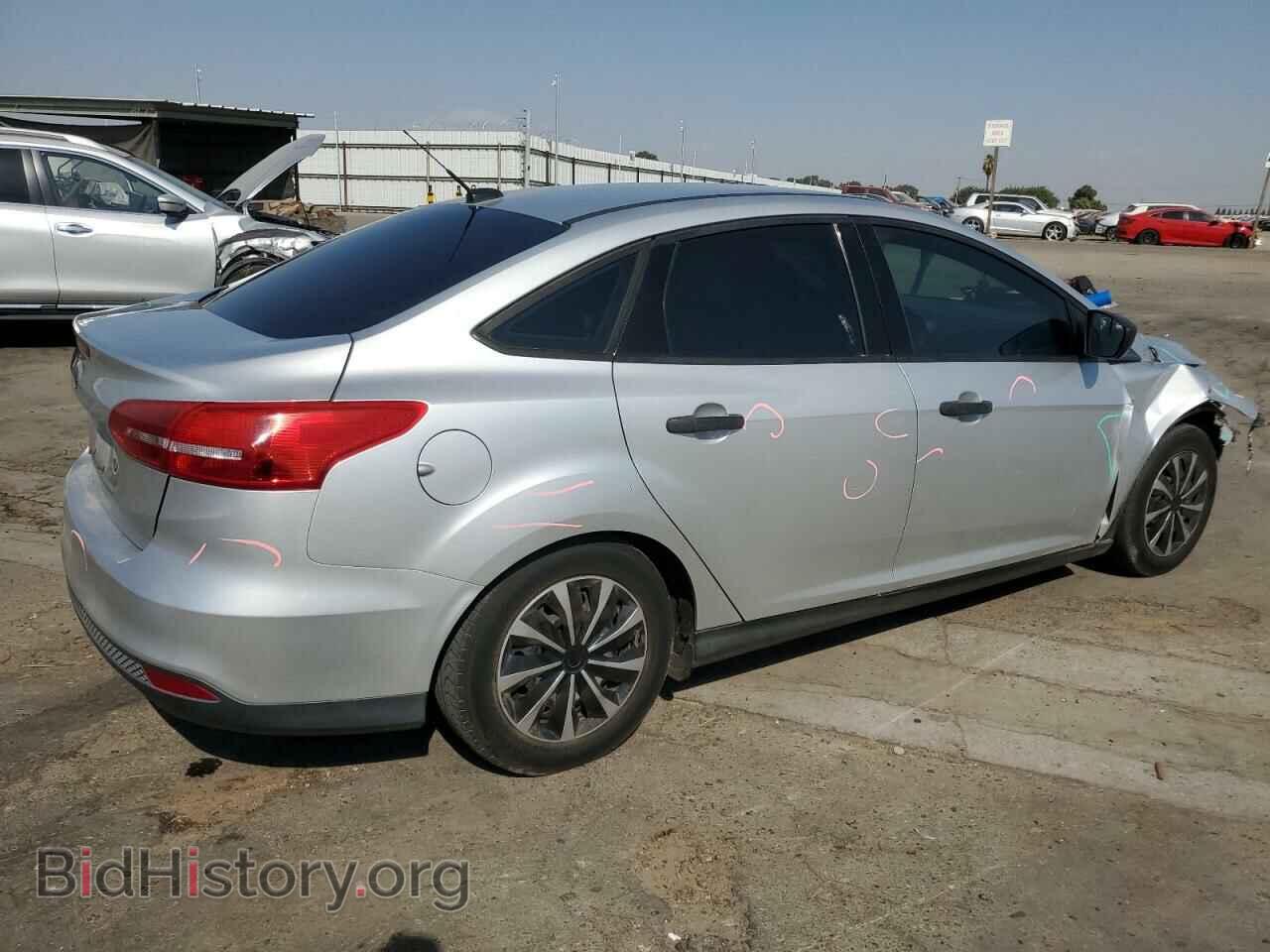 2016 FORD FOCUS - VIN: 1FADP3E2XGL362408 - Фото 3