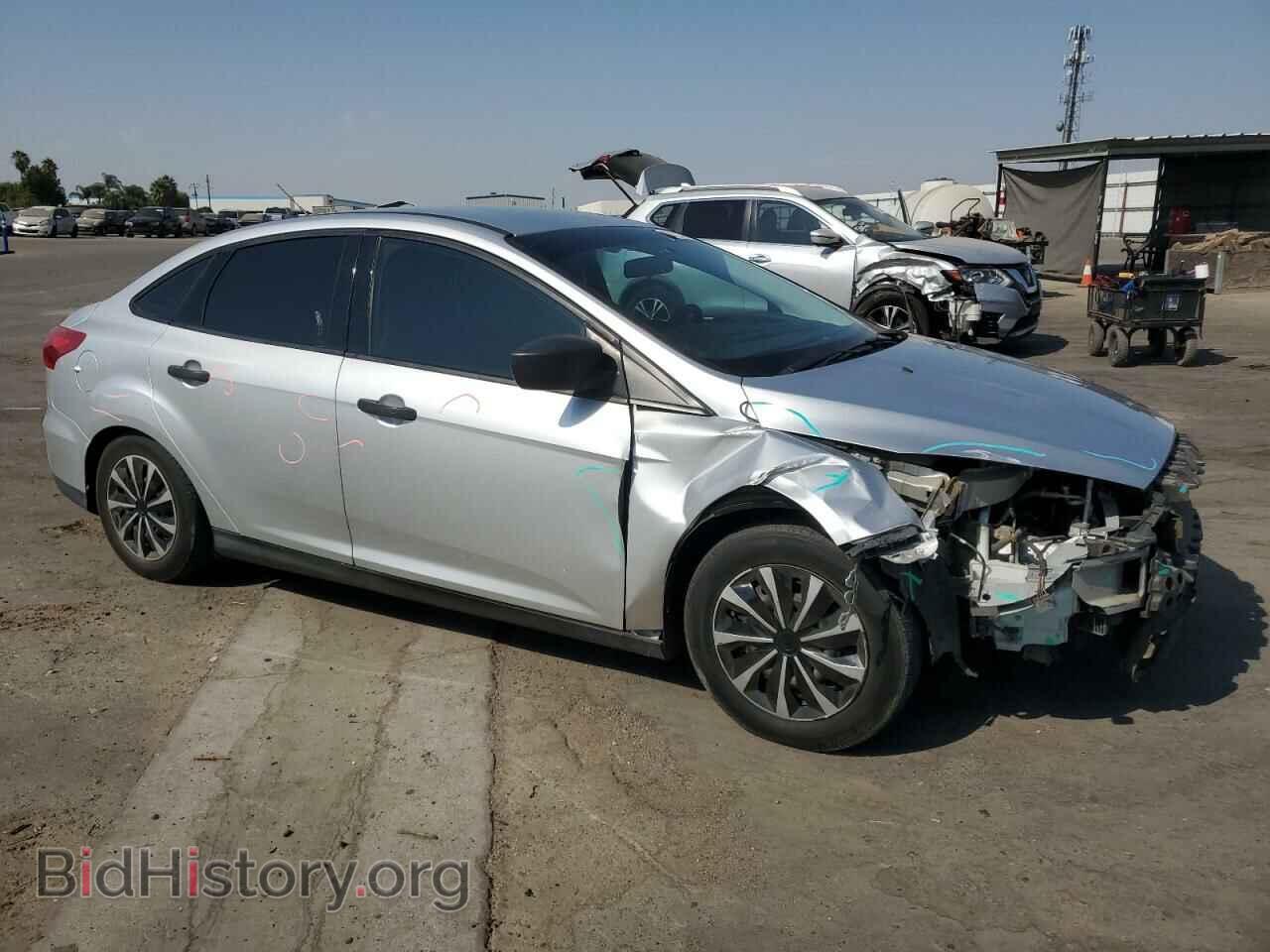 2016 FORD FOCUS - VIN: 1FADP3E2XGL362408 - Фото 4