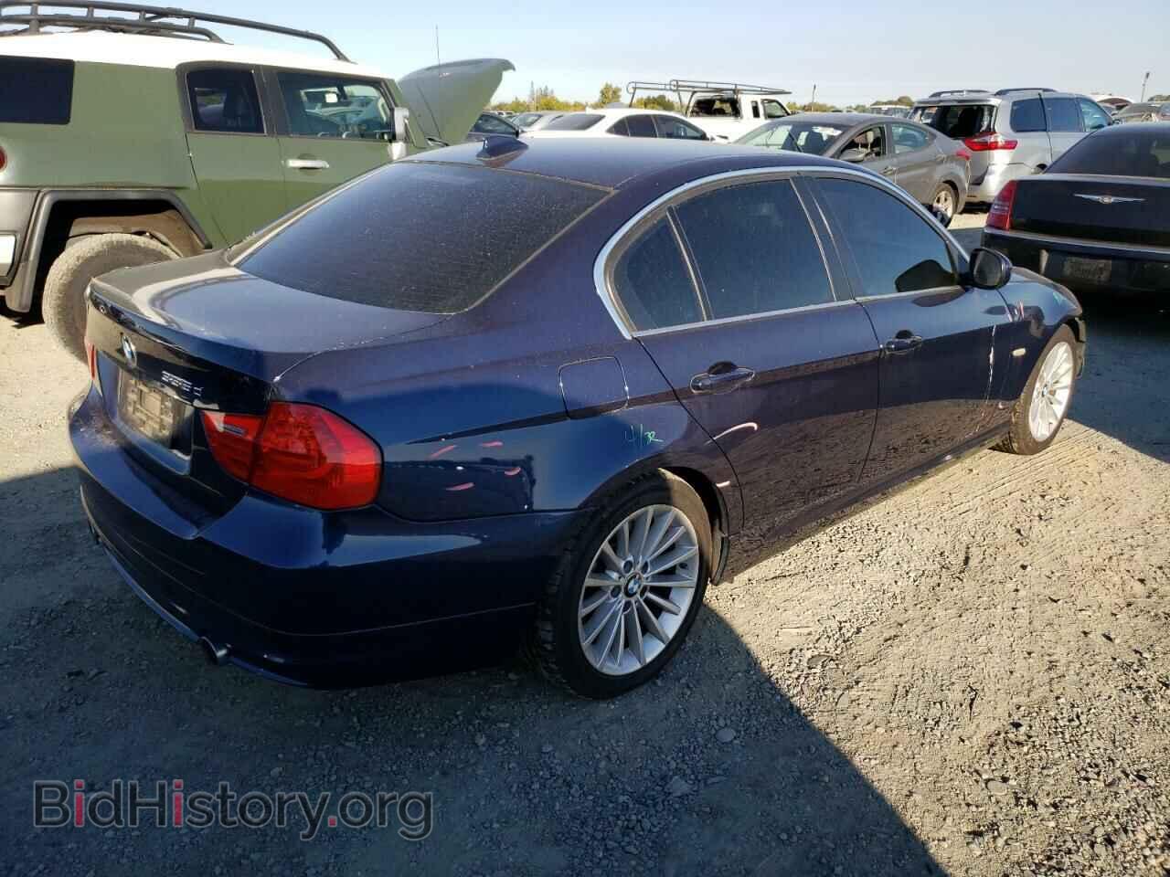 2011 BMW 3 SERIES - VIN: WBAPN7C52BA950483 - Фото 3