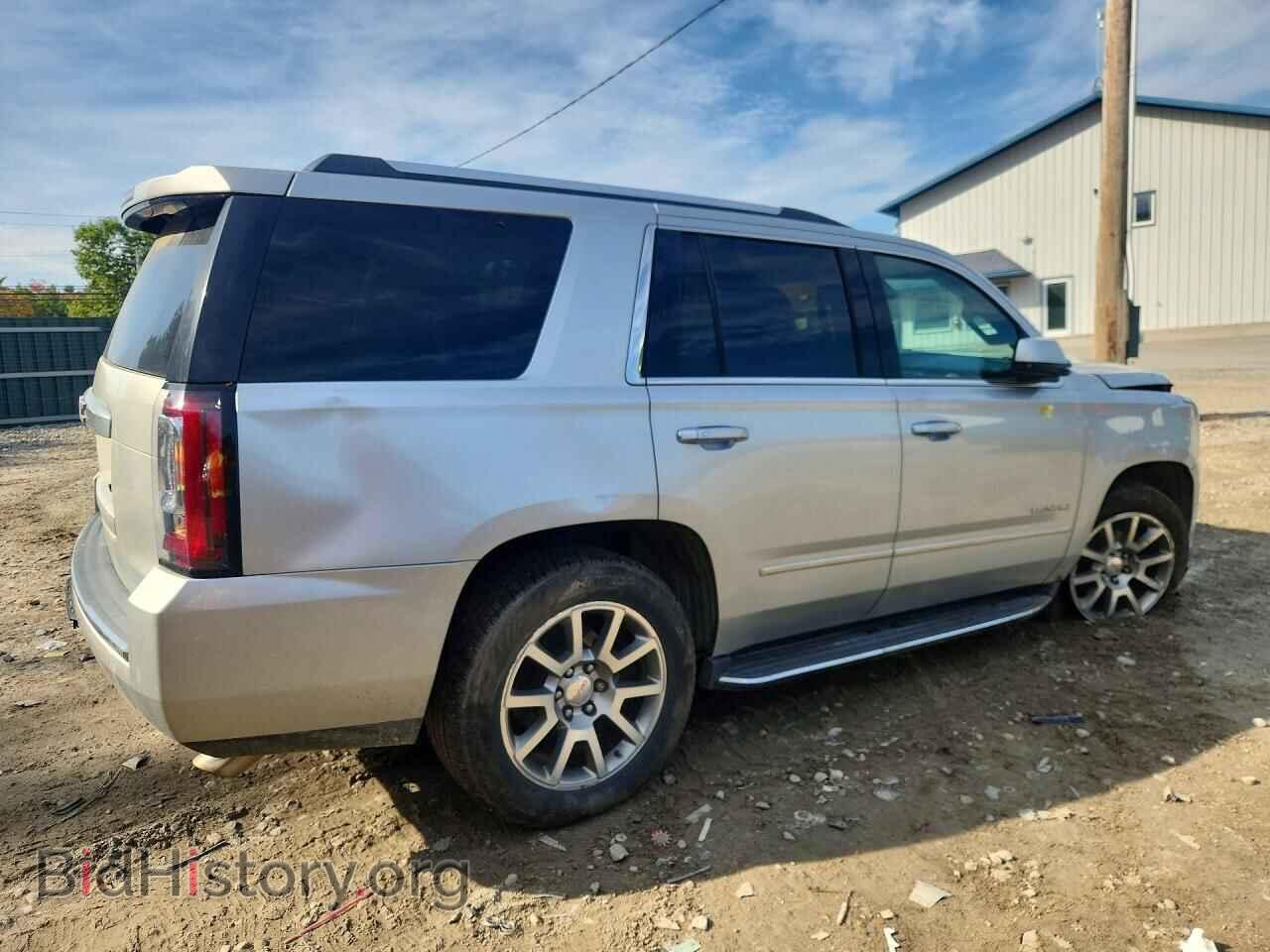 2017 GMC YUKON (VIN 1GKS2CKJ2HR213036) — фото 3 из 13