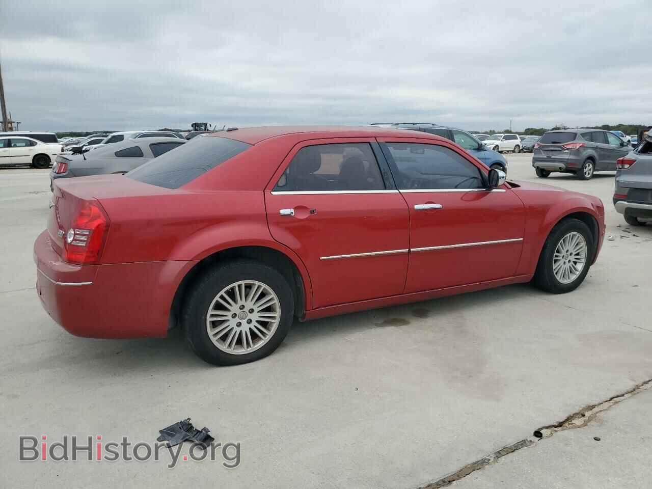 2010 CHRYSLER 300 - VIN: 2C3CA5CV8AH324958 - Фото 3