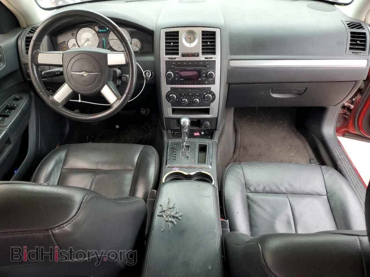 2010 CHRYSLER 300 - VIN: 2C3CA5CV8AH324958 - Фото 8