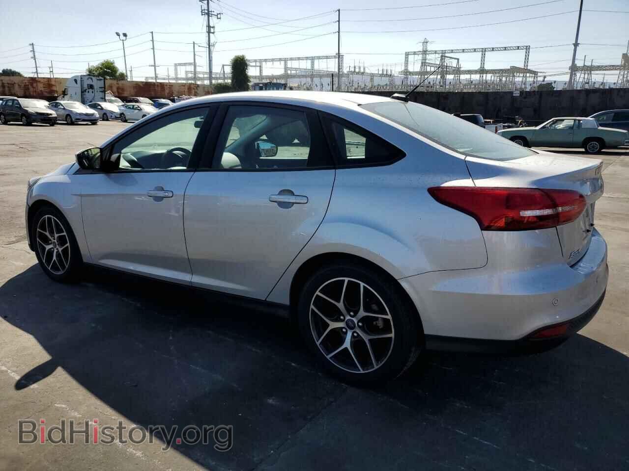 2017 FORD FOCUS - VIN: 1FADP3H25HL277439 - Фото 2
