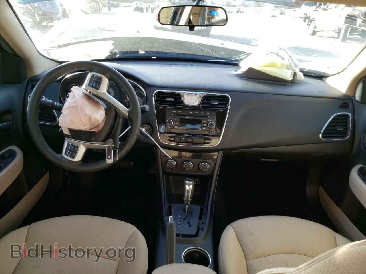 2013 CHRYSLER 200 - VIN: 1C3CCBBB1DN768470 - Фото 9