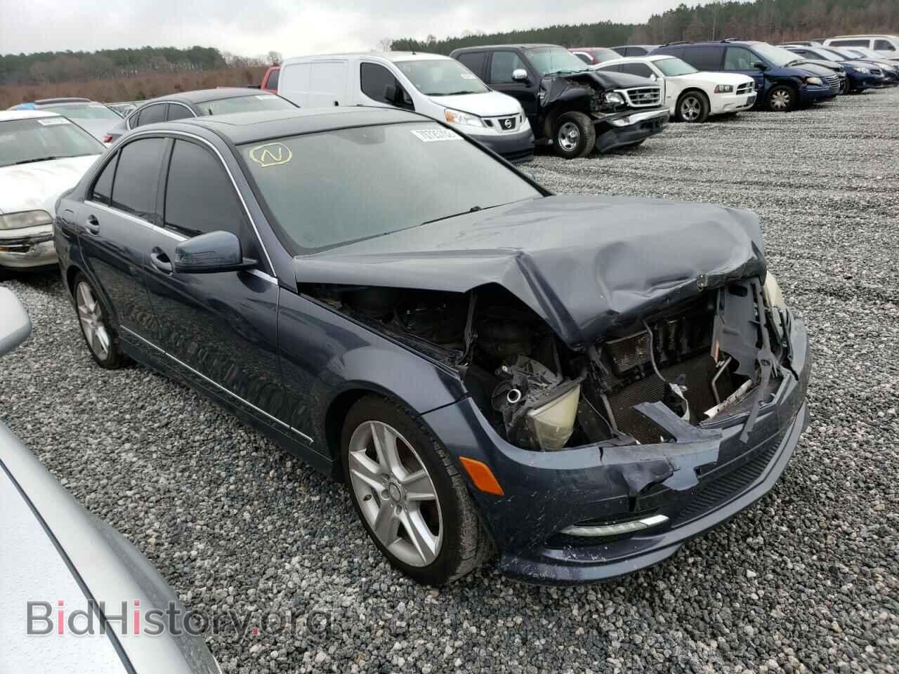 2011 MERCEDES-BENZ C-CLASS - VIN: WDDGF5EB2BR143900 - Фото 4
