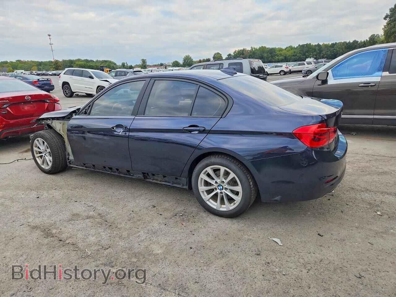2016 BMW 3 SERIES - VIN: WBA8E1G52GNU11759 - Фото 2