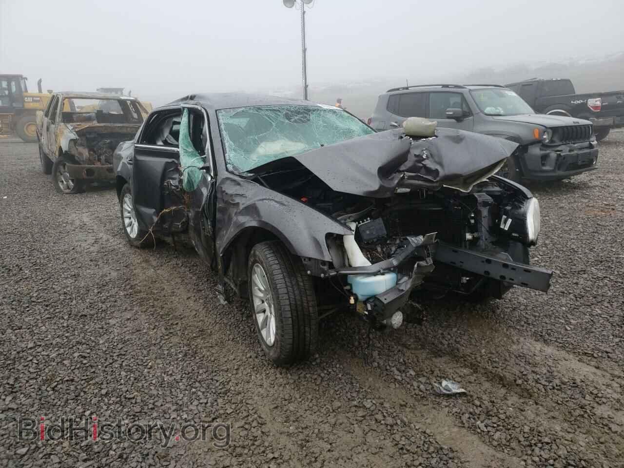2014 CHRYSLER 300 - VIN: 2C3CCAAG6EH377610 - Фото 9