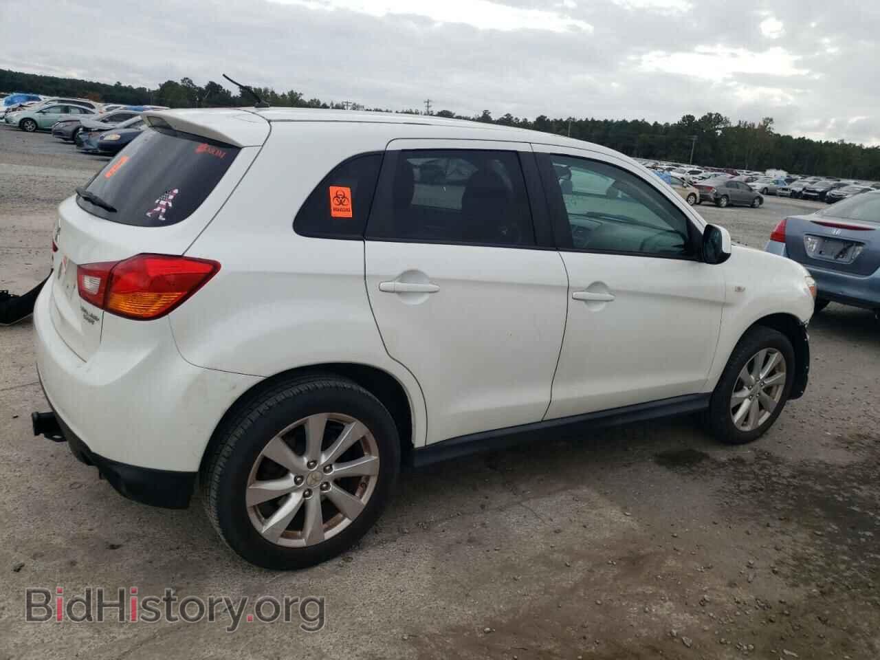 2014 MITSUBISHI OUTLANDER - VIN: 4A4AP3AU5EE028558 - Фото 3