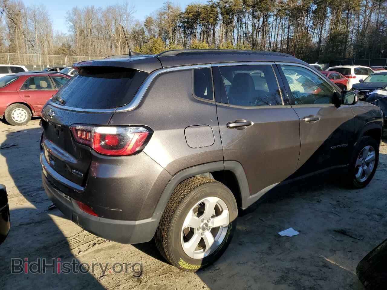 2018 JEEP COMPASS - VIN: 3C4NJDBB0JT178035 - Фото 3