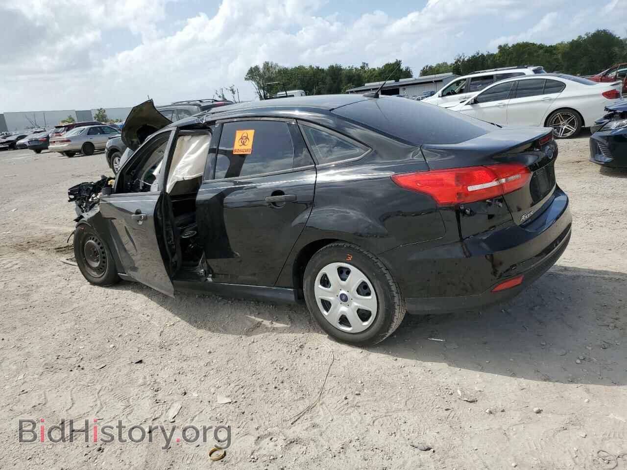 2017 FORD FOCUS - VIN: 1FADP3E24HL338199 - Фото 2