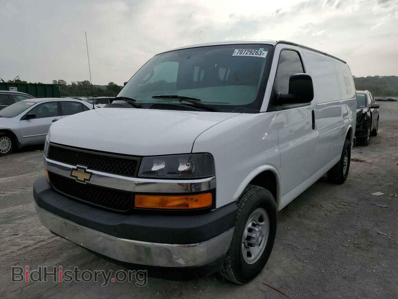 Photo 1GCWGAFFXH1348370 - CHEVROLET EXPRESS 2017