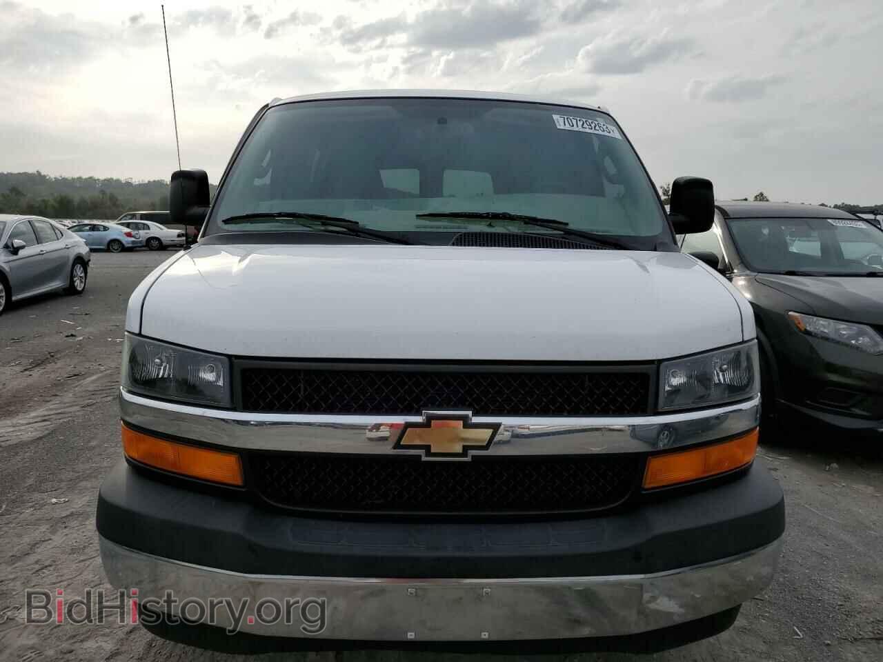 2017 CHEVROLET EXPRESS - VIN: 1GCWGAFFXH1348370 - Фото 5