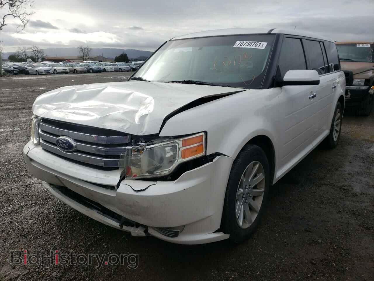 2011 FORD FLEX - VIN: 2FMGK5CCXBBD06776 - Photo 2