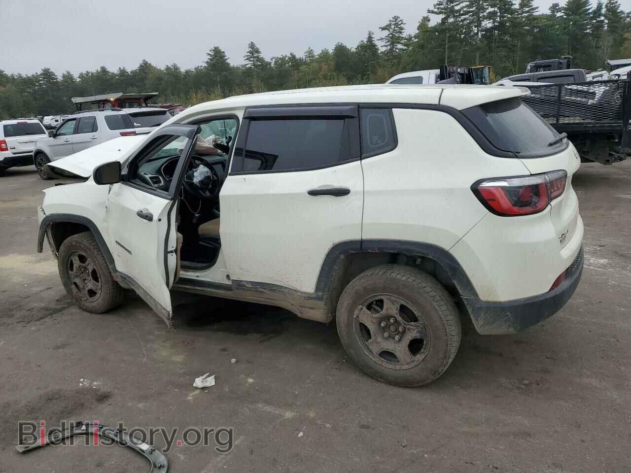 2019 JEEP COMPASS - VIN: 3C4NJDAB9KT647433 - Photo 2