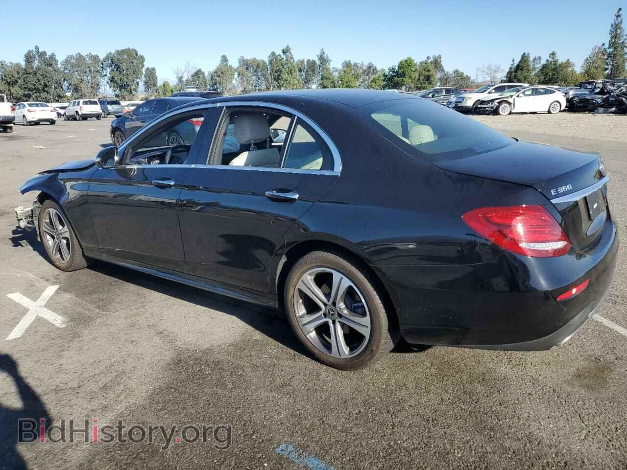 2020 MERCEDES-BENZ E-CLASS - VIN: W1KZF8DB3LA824417 - Фото 2