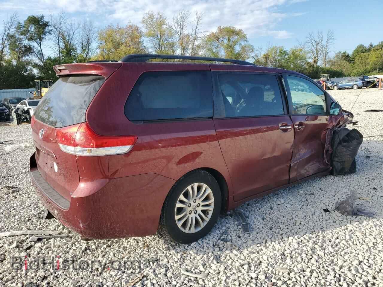 2014 TOYOTA All Models - VIN: 5TDYK3DC2ES435772 - Фото 3