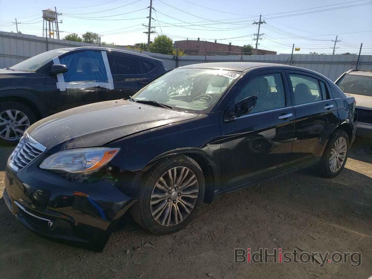 Photo 1C3BC2FG7BN619558 - CHRYSLER 200 2011