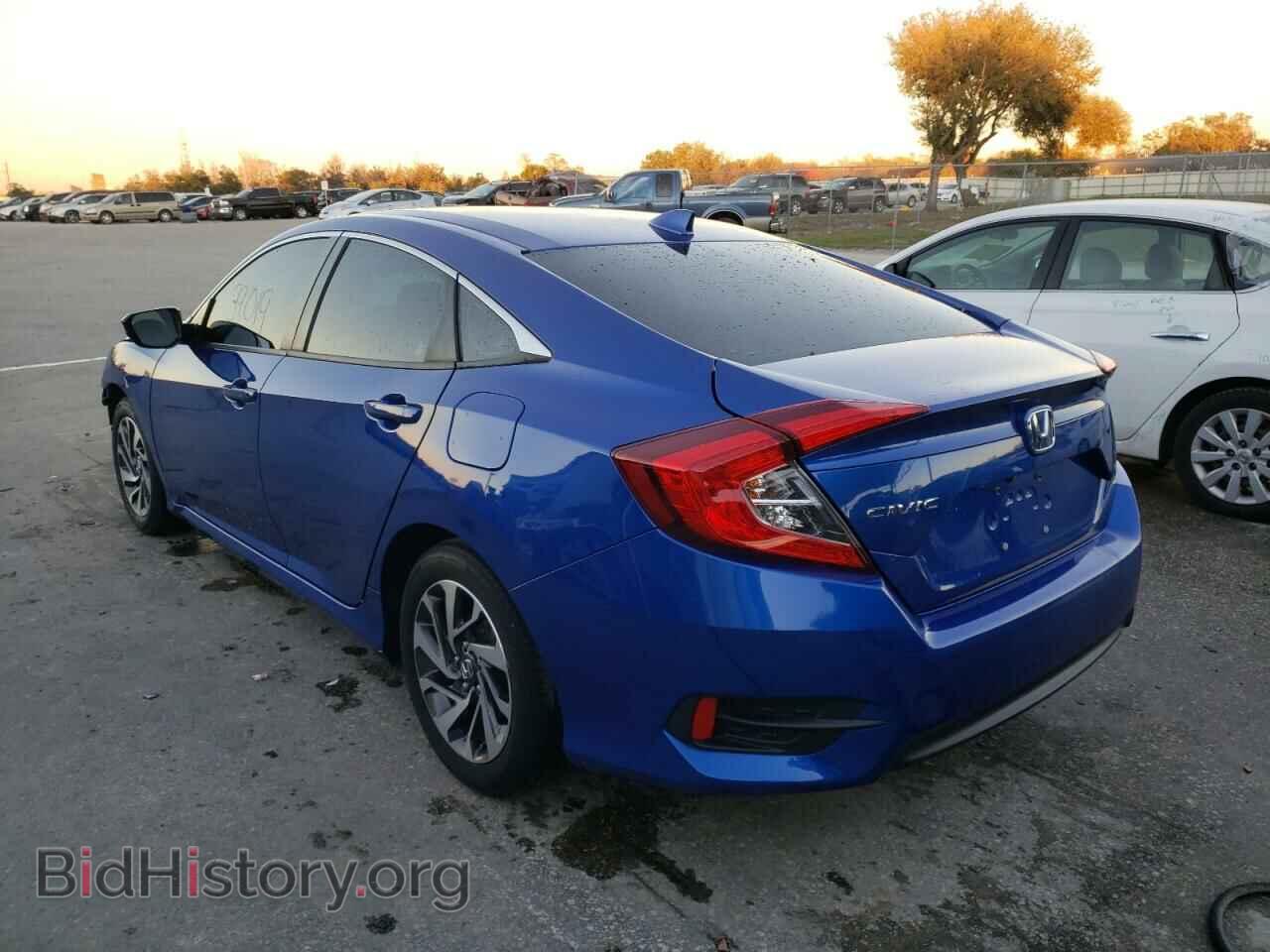 2017 HONDA CIVIC - VIN: 19XFC2F73HE081340 - Фото 3