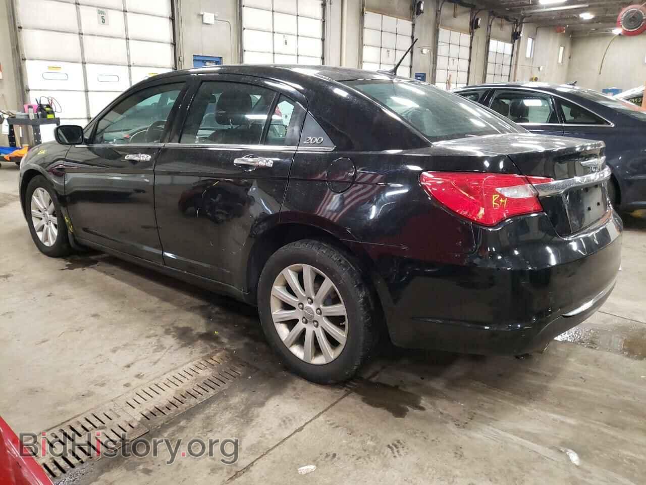 2014 CHRYSLER 200 - VIN: 1C3CCBCG3EN158517 - Фото 2
