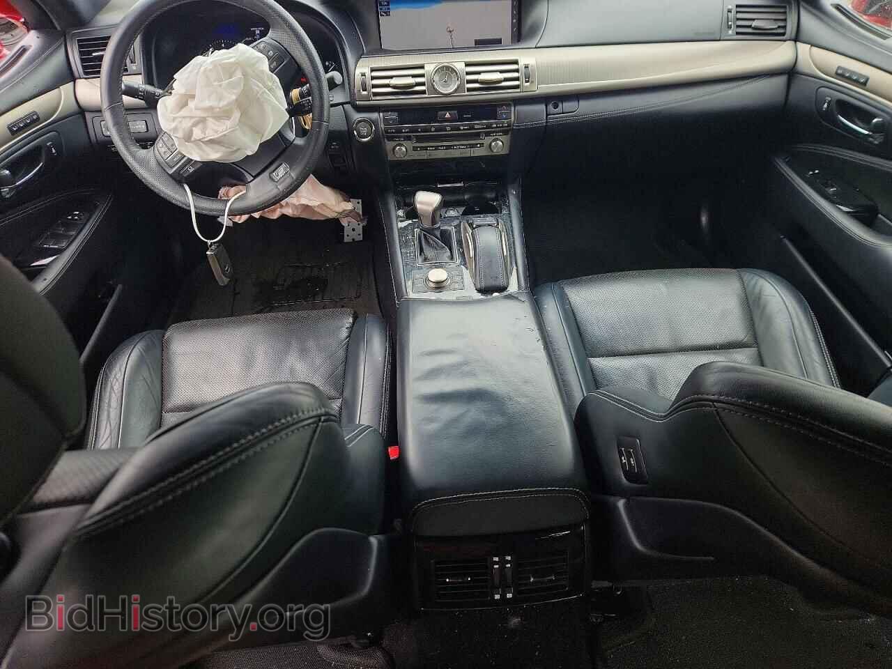 2016 LEXUS LS460 - VIN: JTHBL5EF8G5139895 - Photo 8