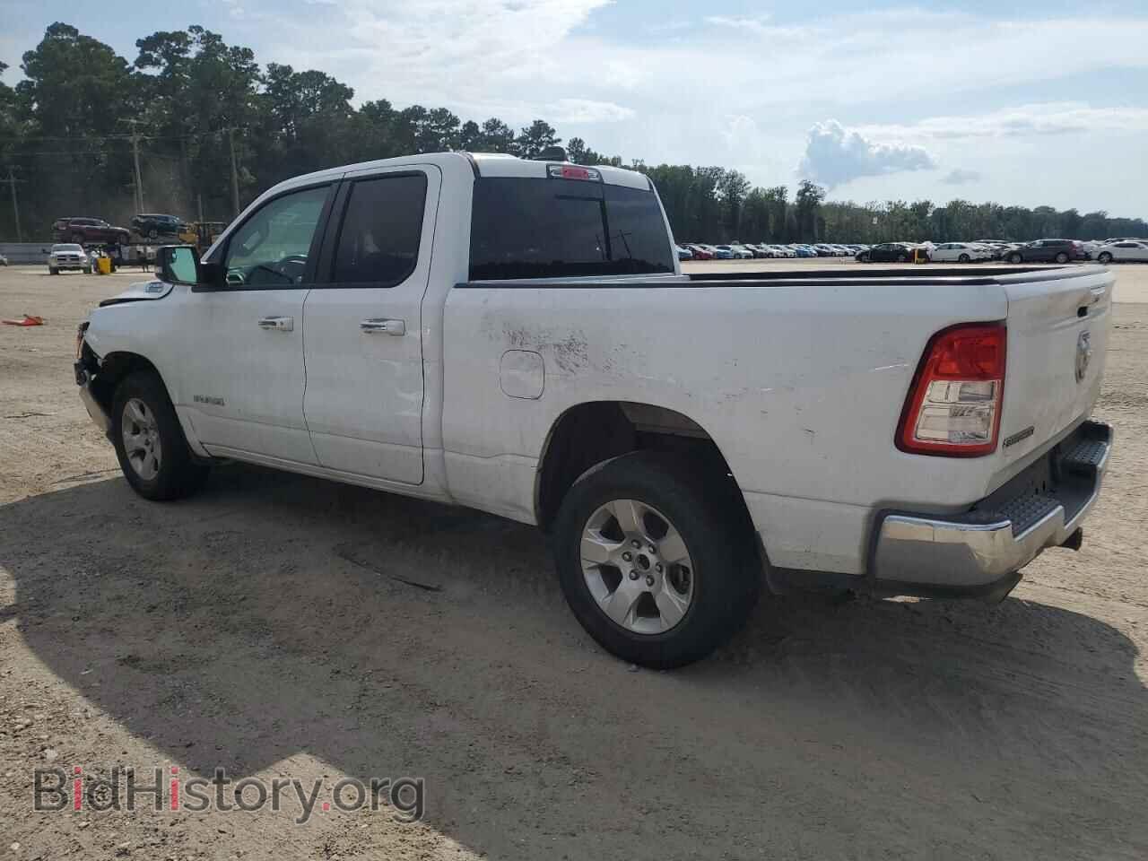 2020 RAM 1500 - VIN: 1C6RREBT7LN210837 - Фото 2