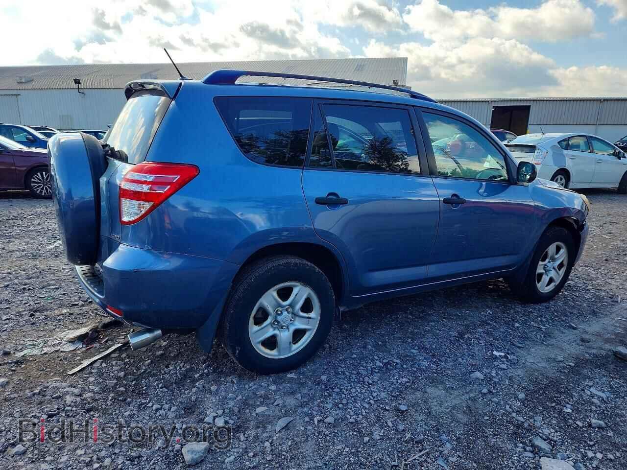 2011 Toyota RAV4 (VIN JTMBF4DV0BD040949) — photo 3 of 13