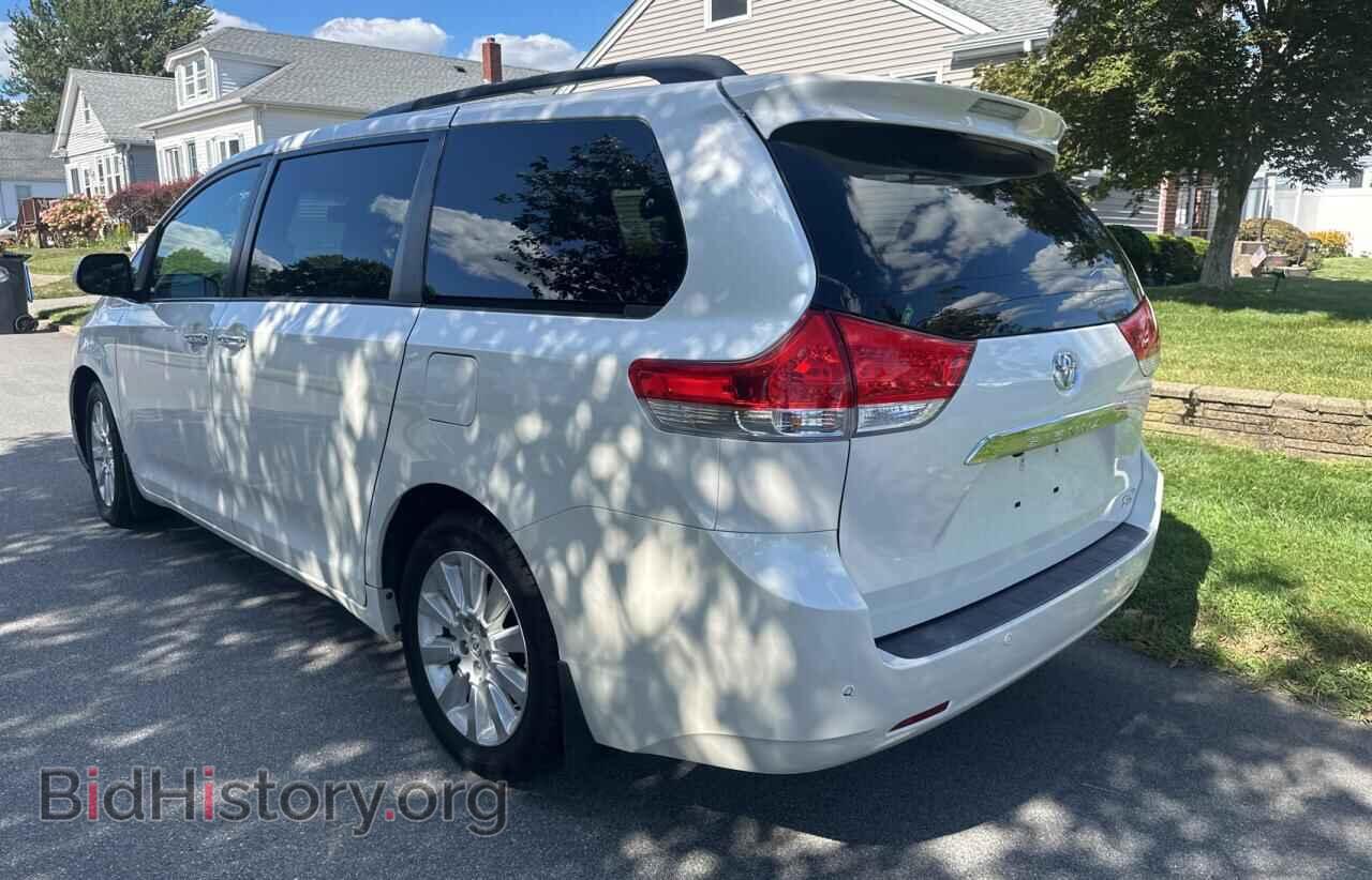 2012 TOYOTA All Models - VIN: 5TDDK3DC0CS045698 - Фото 3