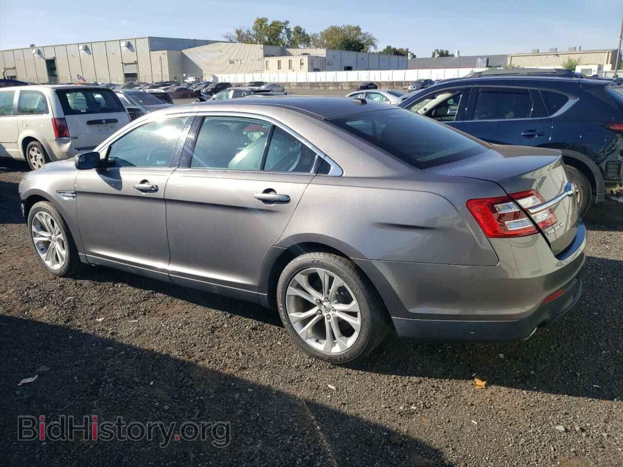 2013 FORD TAURUS - VIN: 1FAHP2H88DG104341 - Фото 2