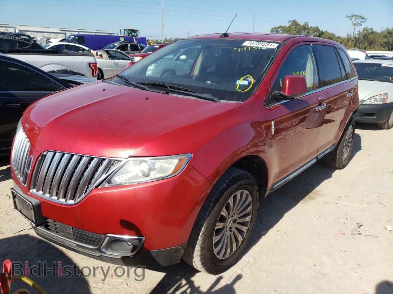 2011 LINCOLN MKX - VIN: 2LMDJ6JK2BBJ12401 - Фото 2