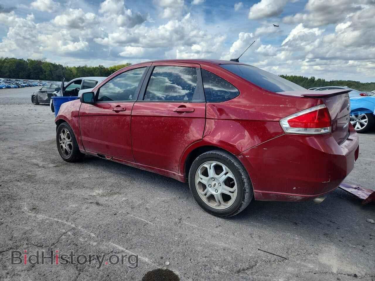 2009 FORD FOCUS - VIN: 1FAHP36N19W179104 - Фото 2