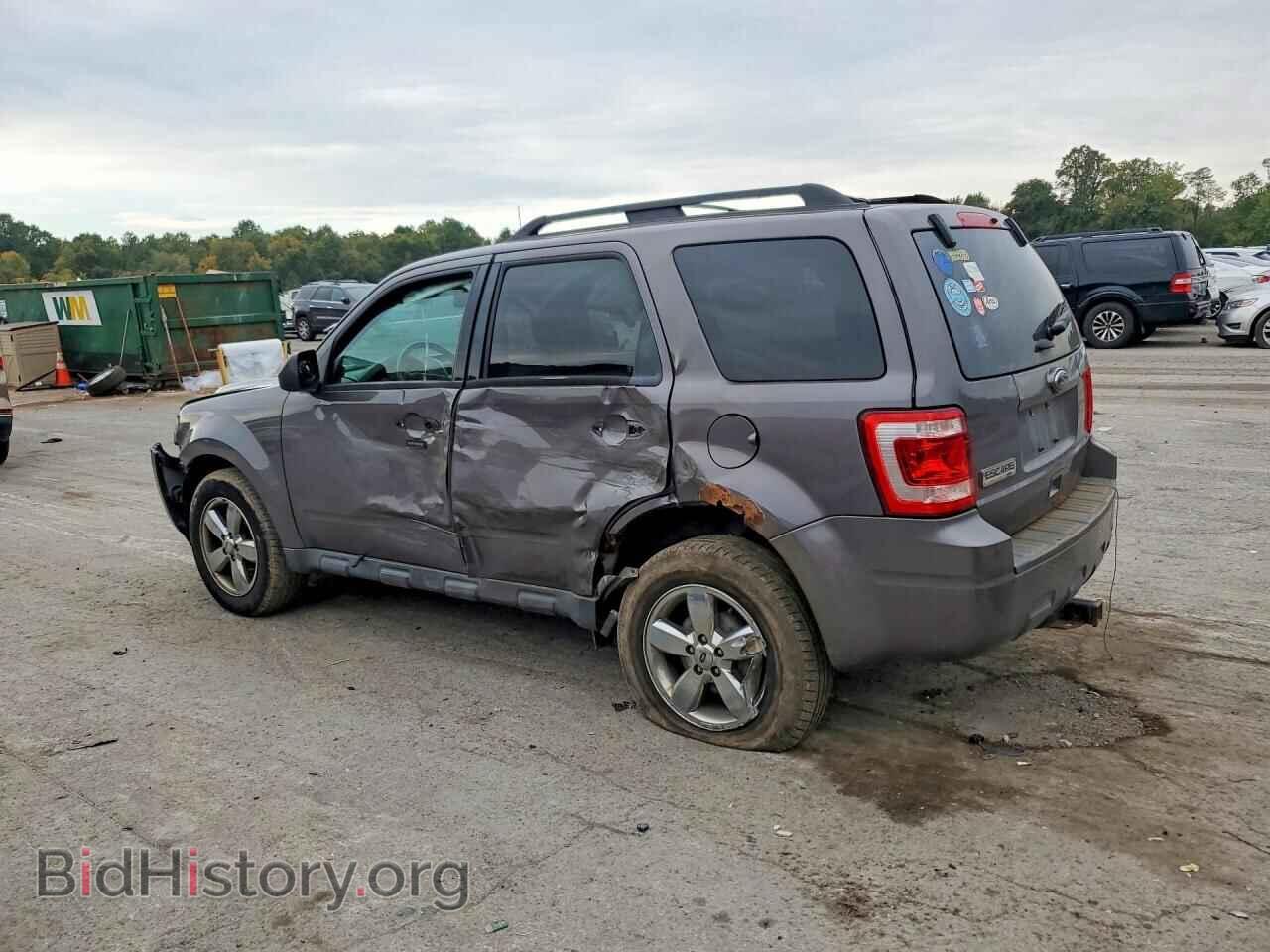 2011 FORD ESCAPE - VIN: 1FMCU9D76BKC49547 - Photo 2