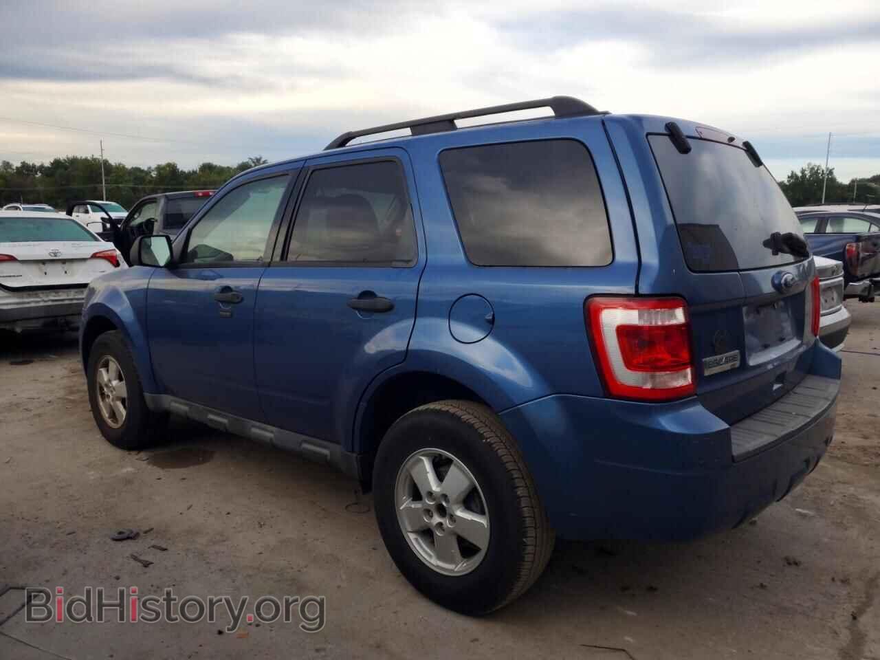 2010 FORD ESCAPE - VIN: 1FMCU0D79AKB28442 - Photo 2