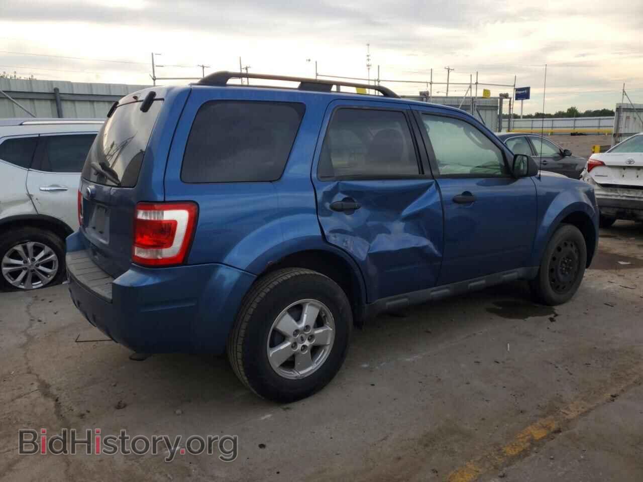 2010 FORD ESCAPE - VIN: 1FMCU0D79AKB28442 - Photo 3