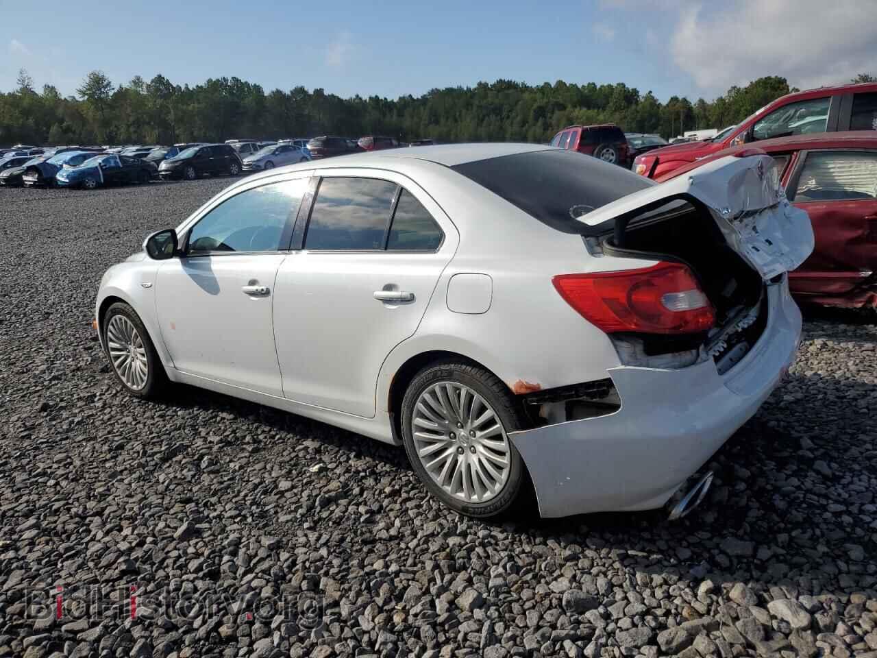 2011 SUZUKI KIZASHI - VIN: JS2RF9A35B6111104 - Photo 2