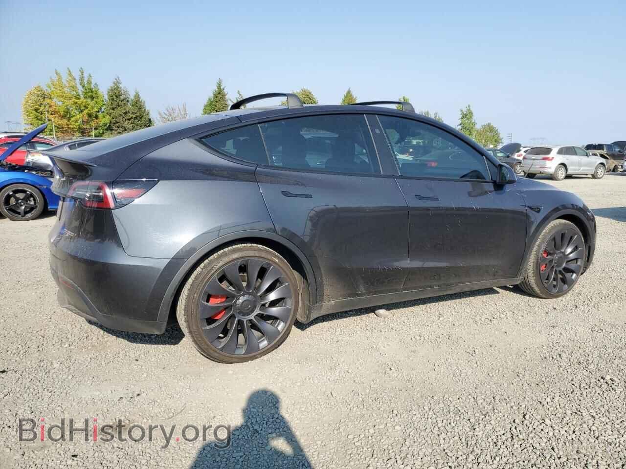 2024 TESLA MODEL Y - VIN: 7SAYGDEF8RF053405 - Photo 3
