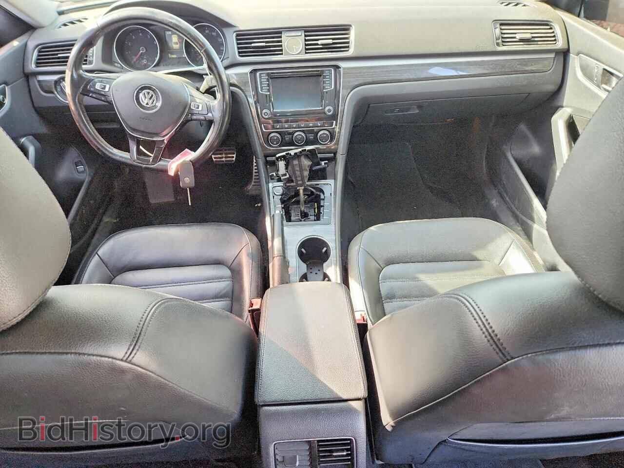 2017 VOLKSWAGEN PASSAT - VIN: 1VWCM7A33HC080498 - Photo 8