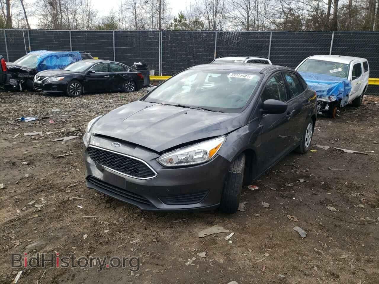 2018 FORD FOCUS - VIN: 1FADP3E27JL214420 - Фото 2