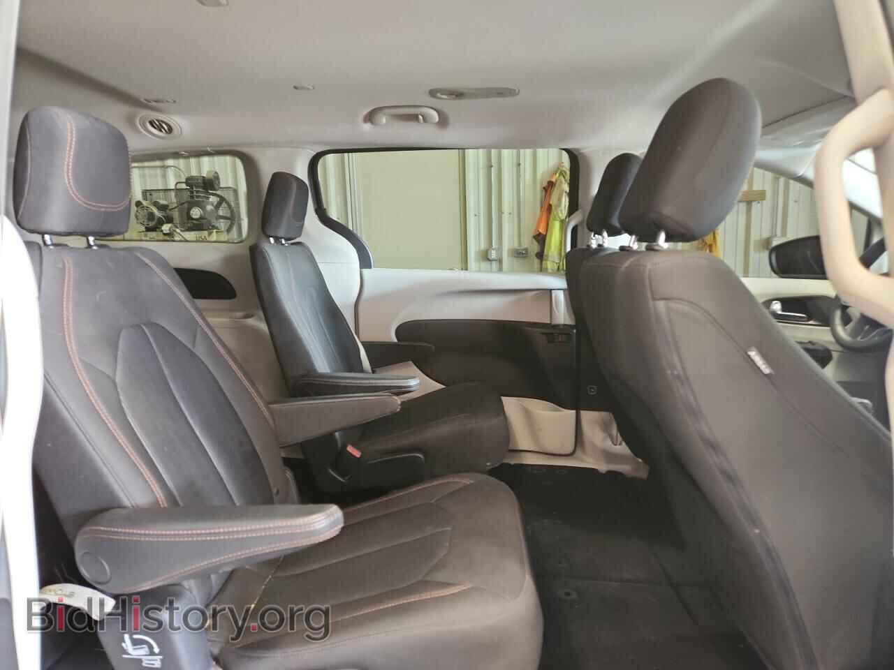2017 CHRYSLER PACIFICA - VIN: 2C4RC1DG8HR502736 - Photo 11