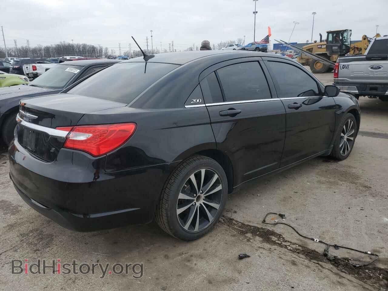 2011 CHRYSLER 200 - VIN: 1C3BC8FG7BN567772 - Фото 3